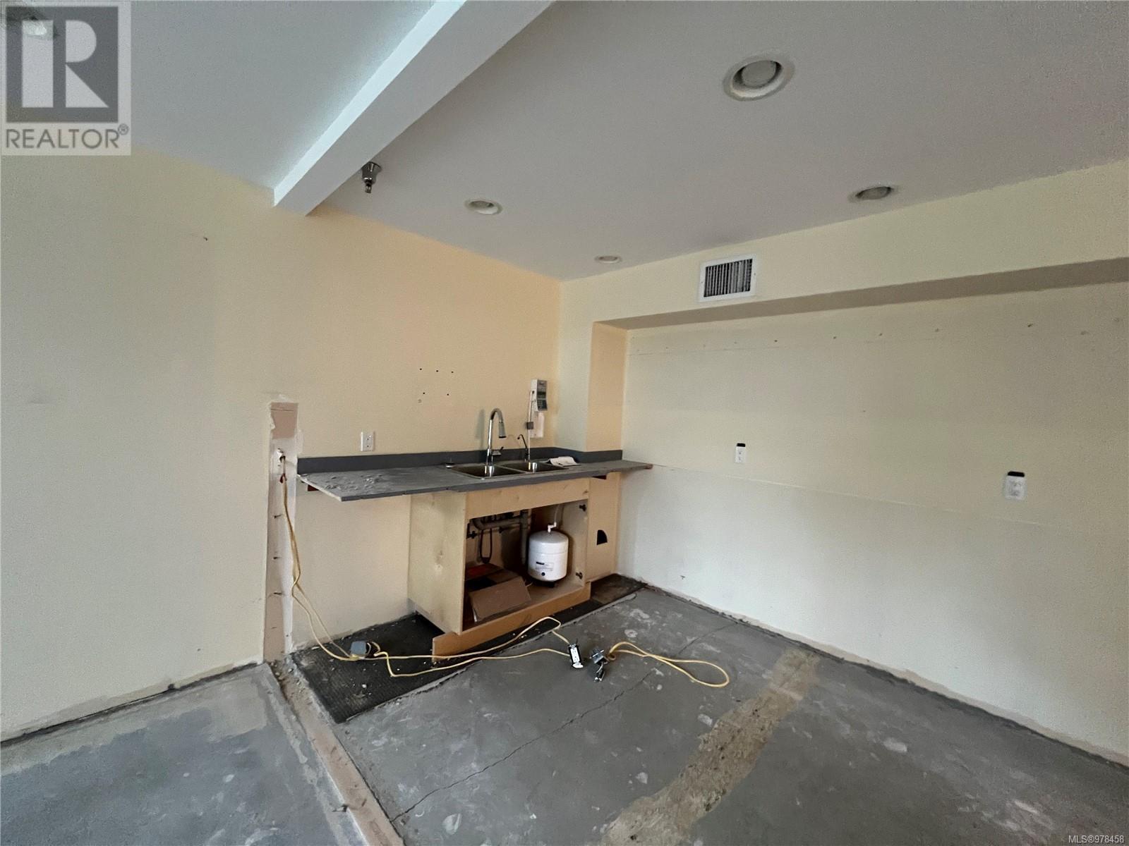 103 1629 Townsite Rd, Nanaimo, British Columbia  V9S 1N3 - Photo 16 - 978458